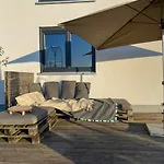 Feriehus On Hiking Trail Near Neuburg *